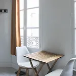 Nice Studio In The 8Eme