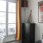 Nice Studio In The 8Eme